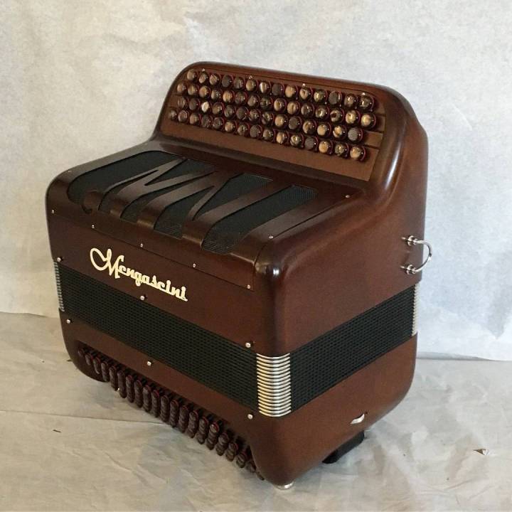 Mengascini F10 Компактный