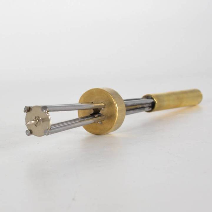 Clef à boutons