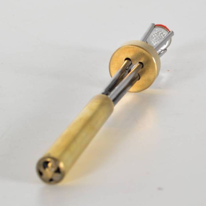Clef à boutons