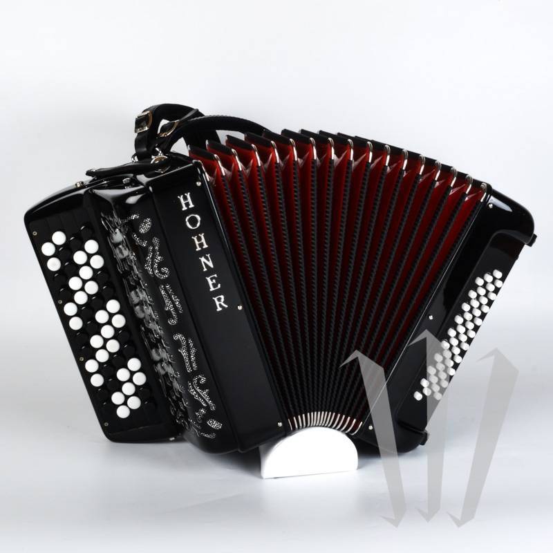 Pigini Peter Pan accordion for rent