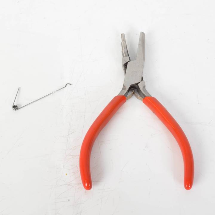 Spring pliers