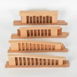 Set of box springs for diato