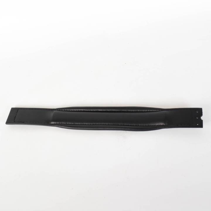 Linkes Lederarmband + 6 Nieten