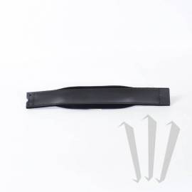 Кожаный ремешок на левую руку + 6 заклепок.